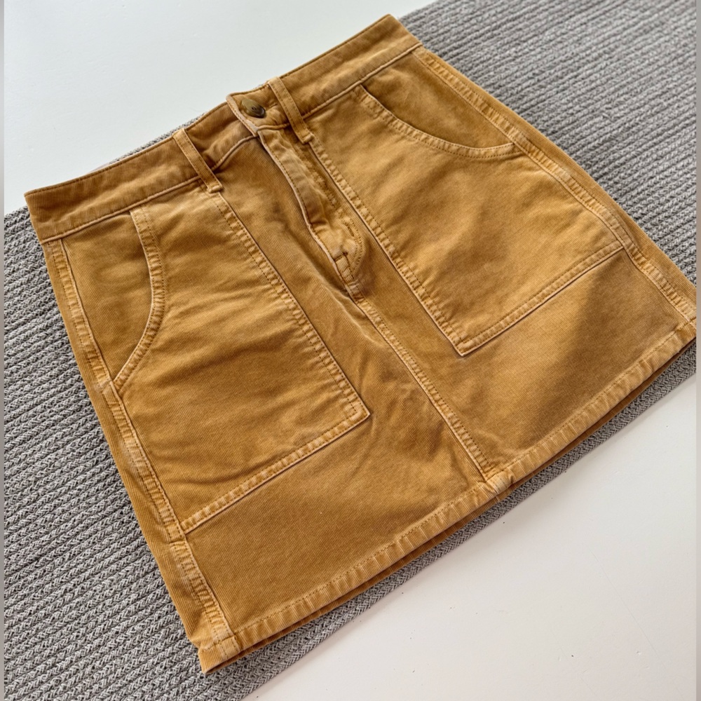 American Eagle Cognac Tan Stretch Corduroy Mini Skirt Front Back Pockets Size 0